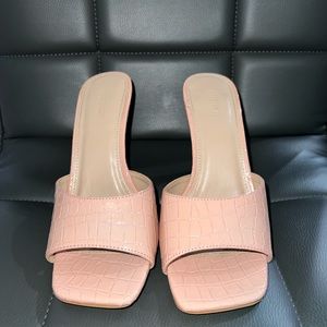 Forever 21 Pink crocodile heels